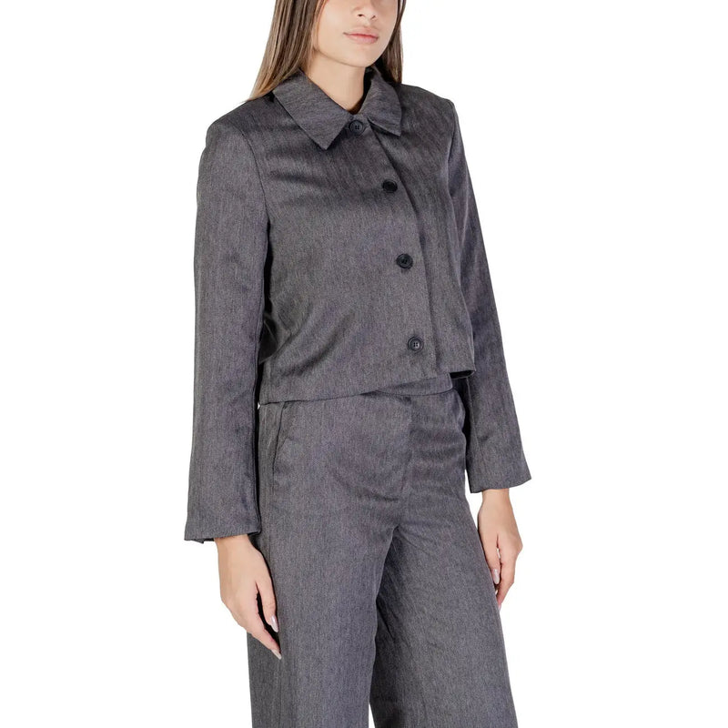 Jacqueline de Yong grey polyester blazer for women with dark gray herringbone pattern, classic collar, and three black buttons