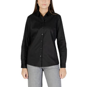 Jacqueline De Yong black long-sleeved button-up shirt with classic collar