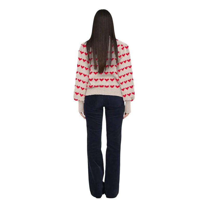 Pull Jacqueline de yong pour femme, en maille de polyester beige, couleur crème avec motif cœur rouge, manches longues et poignets côtelés.