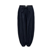 Jean en denim bleu foncé pour femme de Jacqueline de Yong, coupe classique, taille élastiquée avec cordon de serrage