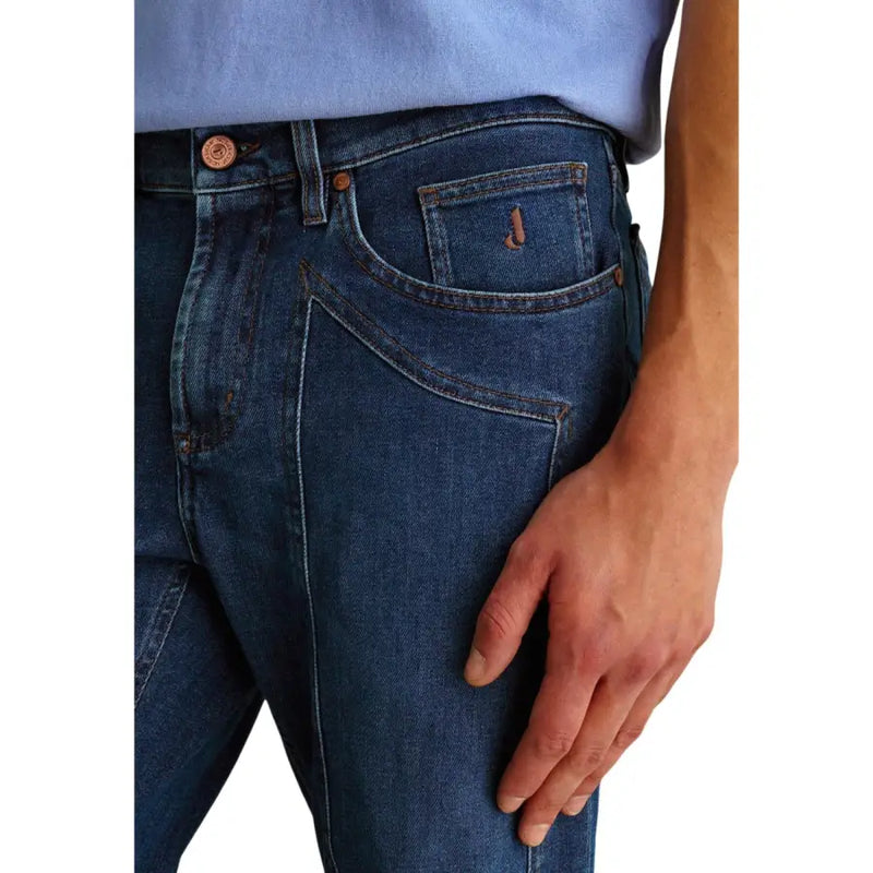 verso de jeckerson Jean homme bleu en coton biologique, coupe slim, en denim bleu foncé, boutons cuivrés et logo brodé