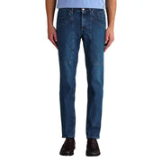 Jeckerson Jean homme bleu en coton biologique, coupe slim, denim bleu foncé avec renforts aux genoux et cinq poches.
