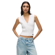 Débardeur blanc sans manches en maille top par Karl Lagerfeld Jean à col montant boutonné et ourlet effiloché
