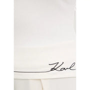 Gros plan sur un tissu en viscose côtelée blanche avec la signature Karl brodée en noir. karl lagerfeld jeans femme débardeur top