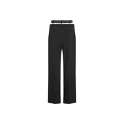 Karl Lagerfeld Jean noir pour femme, pantalon large à coupe ajustée et ceinture assortie ornée de subtils détails effilochés.