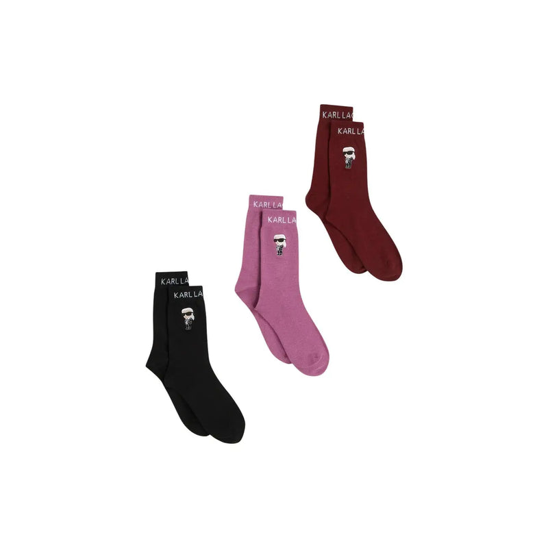 Ensemble de trois Karl Lagerfeld Chaussettes en coton de marque, noires, roses et bordeaux, ornées de motifs de dessins animés brodés.