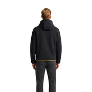 Veste blazer Kway pour homme en nylon noir doublée de polyester, avec un sweat-shirt à capuche noir orné d'une bordure vert olive à la taille.