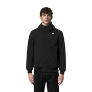 Veste à capuche noire en polyamide avec logo blanc discret sur la poitrine, blazer d'hiver bleu Kway pour homme
