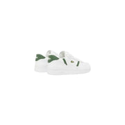 Baskets Lacoste pour homme, blanches et vertes, avec tige en cuir, design classique et logo crocodile emblématique.