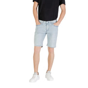 Light blue denim shorts with a classic five-pocket design and frayed hem in light-wash denim material