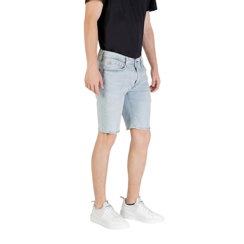 Light blue denim shorts featuring a classic five-pocket design and subtle fading in light-wash material