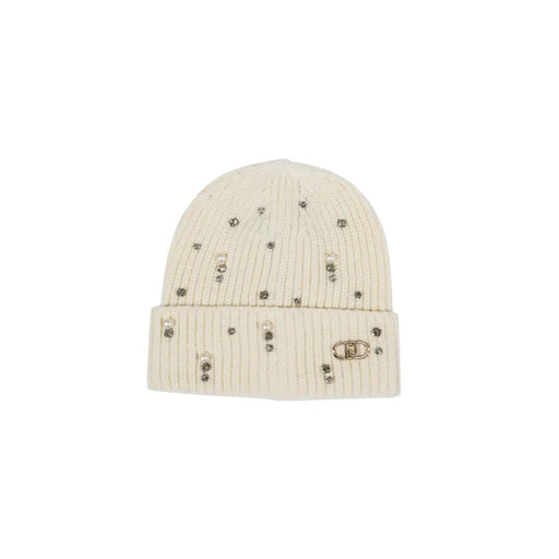Bonnet en maille côtelée couleur crème avec strass argentés et plaque logo métallique sur le revers, par Liu Jo, bonnet blanc strass pour femme