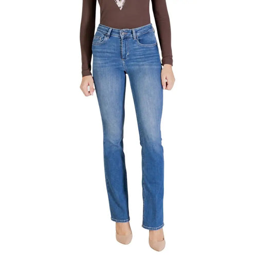 Jean bleu taille haute à jambes droites pour femme Liu Jo, en mélange de coton, idéal pour le printemps et l'été.