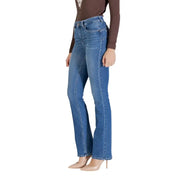 Liu Jo Jean bleu en mélange de coton pour femme, coupe droite classique et délavage subtil, idéal pour le printemps-été.