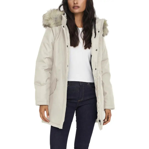 Parka beige à manches longues avec capuche bordée de fausse fourrure et fermeture éclair pour femme