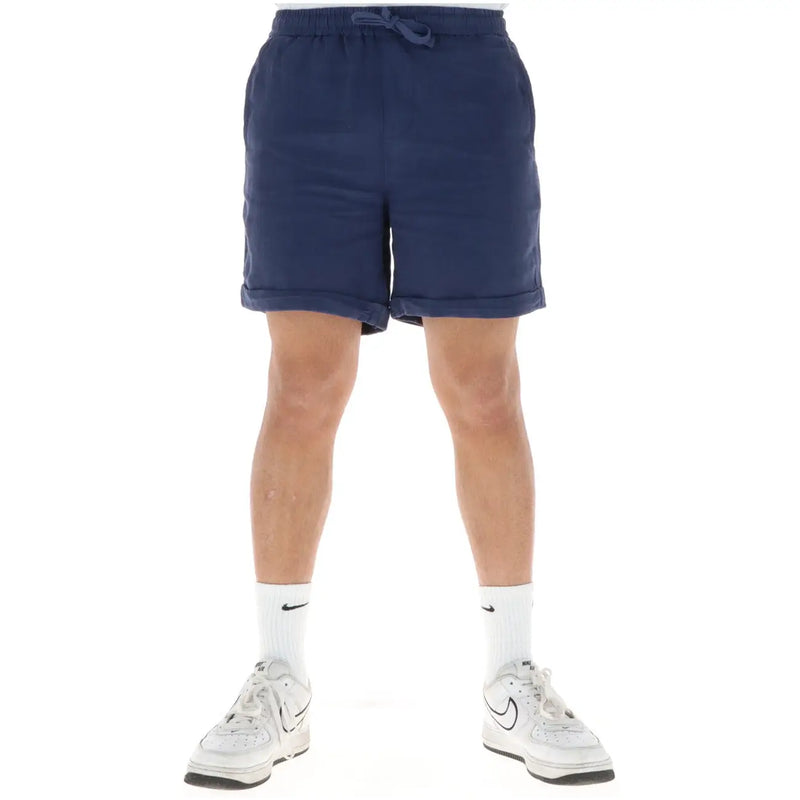 Lyle & Scott Short en lin bleu marine pour homme, taille élastiquée avec cordon de serrage et ourlets retroussés, vue de face