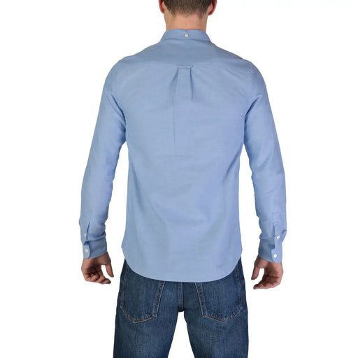 Chemise habillée Lyle and Scott pour homme, bleu clair, coupe classique, en coton, manches longues, col classique et poignets boutonnés.