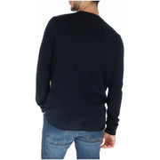 Navy blue long-sleeved crew neck knit sweater by Lyle & Scott for men in comfortable, high-quality fabric