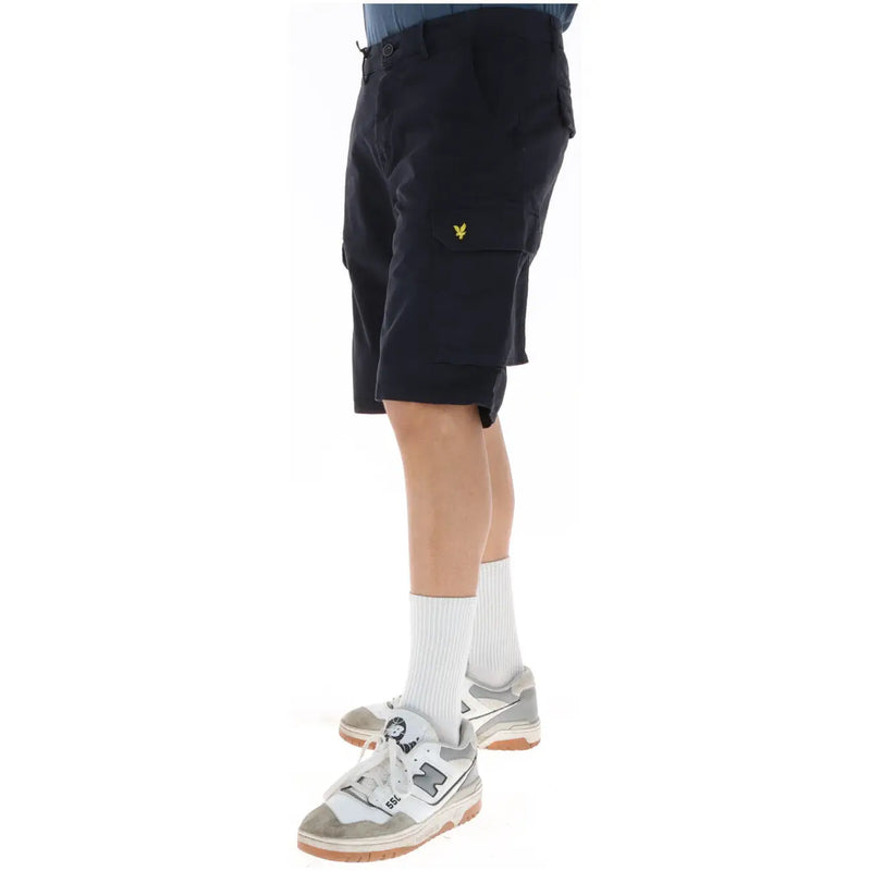 Lyle & Scott Short noir pour homme avec logo oiseau jaune sur la cuisse, en tissu résistant, vue de face