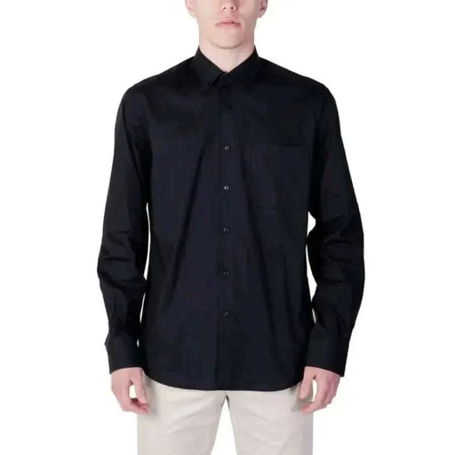 Elegant Alviero Martini Prima Classe Men Shirt: Black and White Fashion for Modern Men