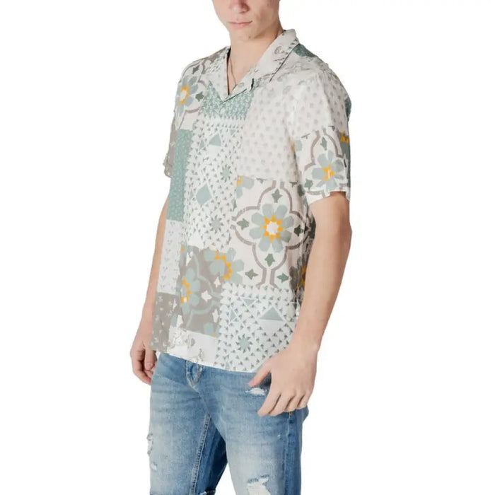 Men’s Antony Morato green patterned short-sleeved shirt displayed elegantly