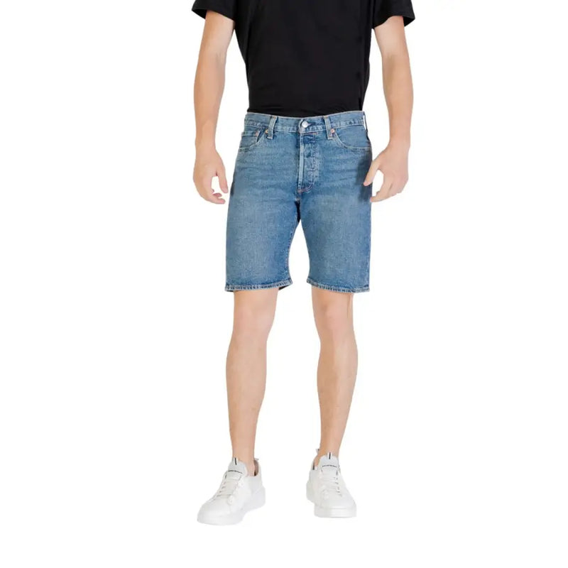 Men’s Levis® denim shorts in blue with classic five-pocket design and button closure made of durable denim
