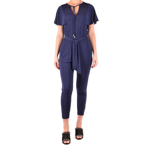 Combinaison pantalon bleu marine Michael Kors pour femme, en viscose, manches courtes, col en V à nouer sur le devant et ceinture assortie.