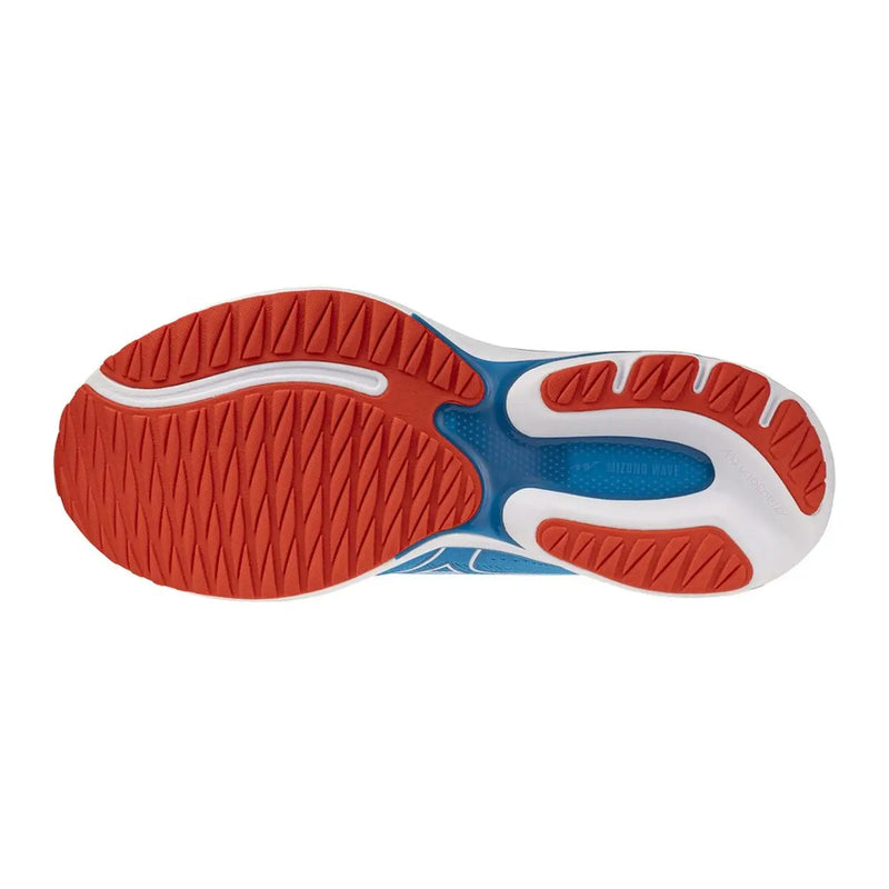 La semelle des baskets Mizuno pour hommes bleu clair présente une semelle extérieure en caoutchouc rouge vif avec des sections de semelle intermédiaire blanches et bleues.