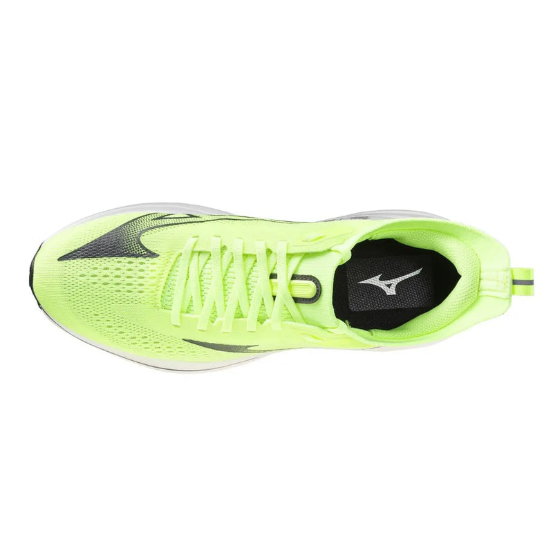 Baskets Mizuno pour homme, vert fluo éclatant, avec détails noirs, tige en mesh respirant et chaussures en tissu athlétique jaune.