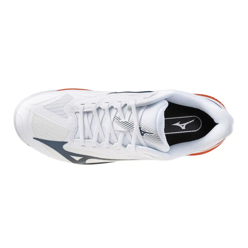 Chaussure de volley-ball Mizuno blanche pour homme, style sportif, avec des détails bleu marine et orange, en tissu mélangé.
