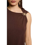 Morgan de toi pull sans manches marron pour femme top avec une broche soleil dorée épinglée sur l'épaule