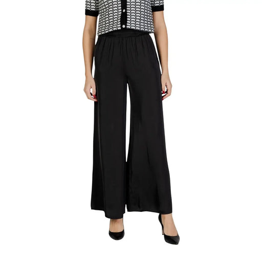 Morgan de toi Pantalon femme noir en polyester à jambes larges, en tissu fluide et lisse avec de discrets plis à la taille