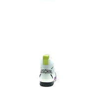 Moschino Baskets en cuir pour homme, blanches, style slip-on, avec des détails vert citron et violet et une bride noire à logo.