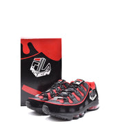 Baskets pour homme Msgm en cuir noir et nylon, ornées de motifs noirs et rouges. fila Conception m6cm avec unités de coussin d'air transparentes