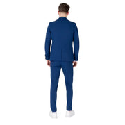 Men’s slim-fit blue suit with lapel collar and white sneakers displayed in Mulish collection