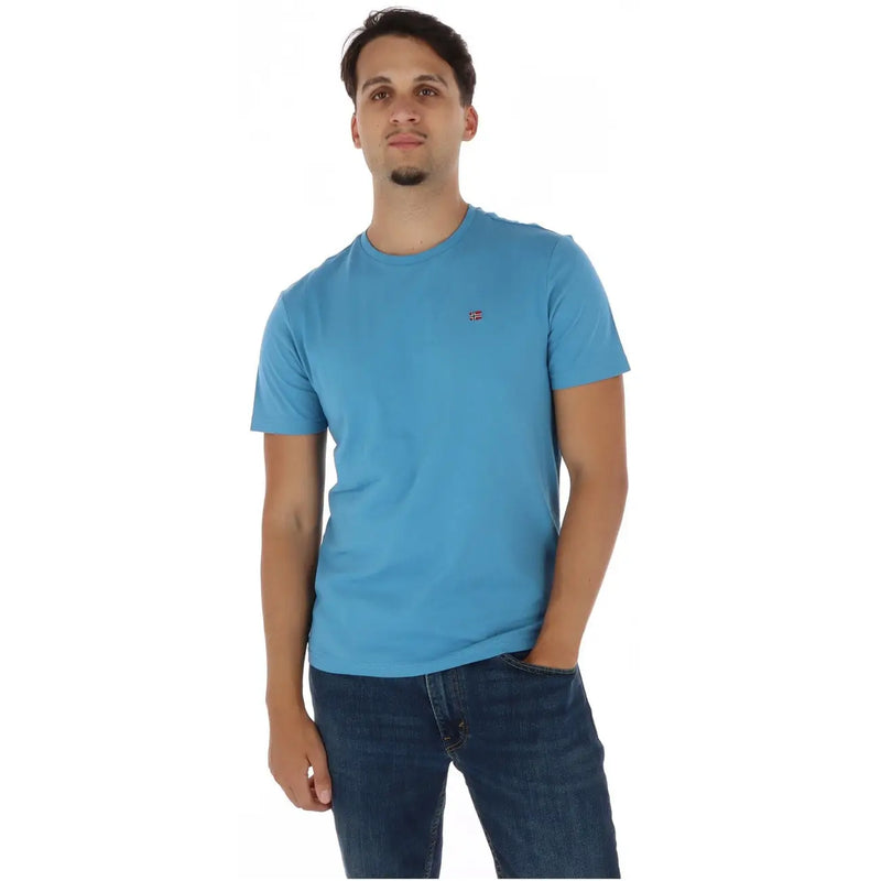 Napapijri T-shirt homme bleu clair en coton, col rond, manches courtes, avec petit logo drapeau brodé sur la poitrine gauche