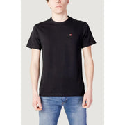 Napapijri men t-shirt black short-sleeved crew neck with small embroidered flag logo on the left chest