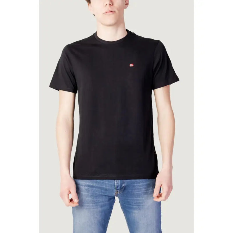 Napapijri hommes t-shirt T-shirt noir à manches courtes et col rond avec petit logo drapeau brodé sur la poitrine gauche