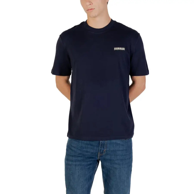 chemise bleu marine à manches courtes Napapijri hommes t-shirt avec un petit logo blanc sur la poitrine gauche en tissu de coton