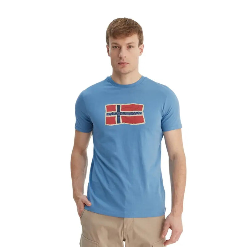 Napapijri T-shirt homme bleu clair en coton, manches courtes, col rond, imprimé drapeau norvégien vieilli sur le devant