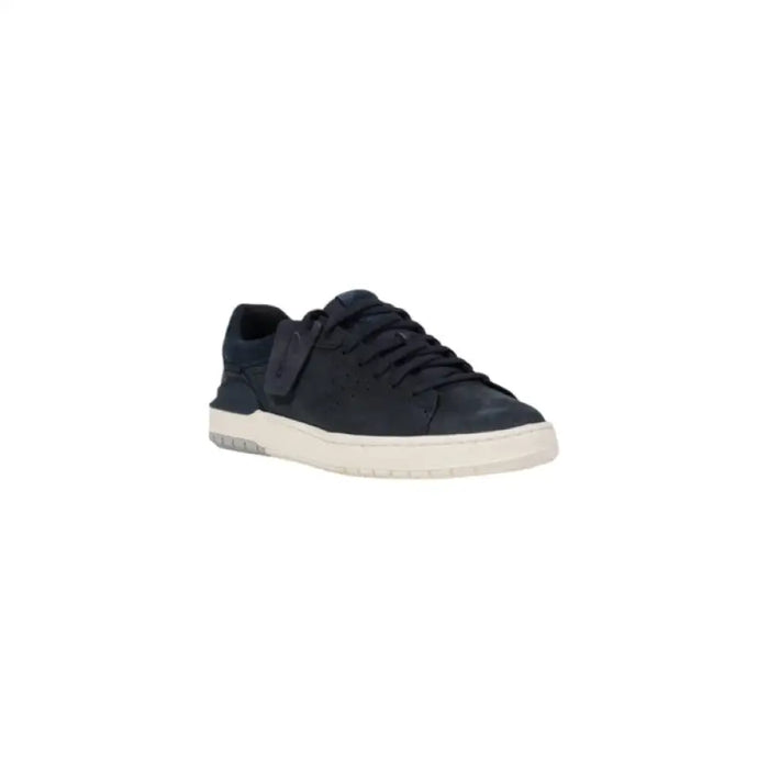 Navy blue leather sneaker from Clarks Men Blue Leather Sneakers collection