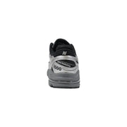 New balance m1000egr black and silver slip on sneaker with sleek retro design for men spring summer use