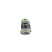 New Balance Baskets montantes grises pour homme 1906r, en synthétique, avec tige en mesh argenté et vert fluo et unité d'amorti Air visible.