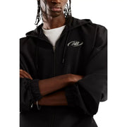 New Balance Blazer à capuche zippé noir en polyester pour homme, orné d'un discret logo argenté sur la poitrine.