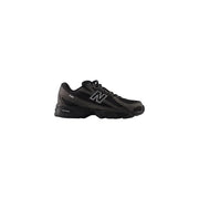 New balance Baskets homme noires en matière synthétique, modèle slip-on, avec un design running 540 noir élégant et de subtils accents gris.