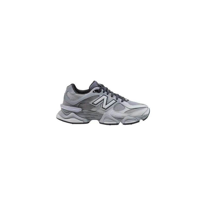 New Balance Baskets en daim gris pour homme, avec semelle épaisse à plusieurs couches et tige en mesh, modèle 990v3