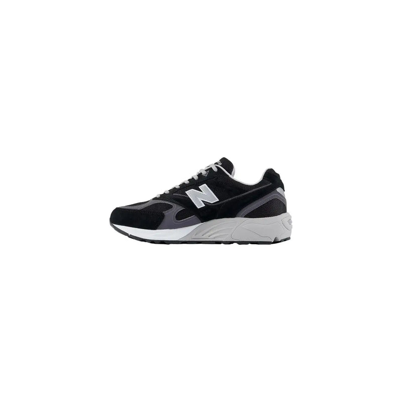 New balance Baskets en daim gris pour homme, modèle 990v3 de running noir et gris avec semelle intermédiaire blanche et logo argenté