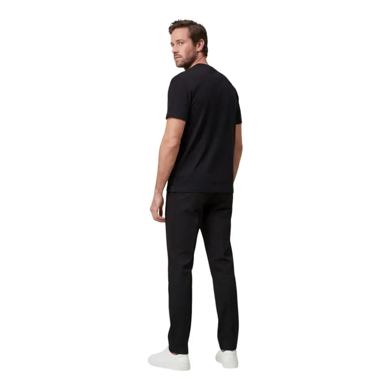 New balance hommes t-shirt T-shirt noir à manches courtes et col rond en coton, conçu pour une tenue décontractée