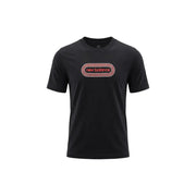 Noir new balance hommes t-shirt avec un logo rouge et blanc souligné sur la poitrine, confectionné dans un tissu confortable