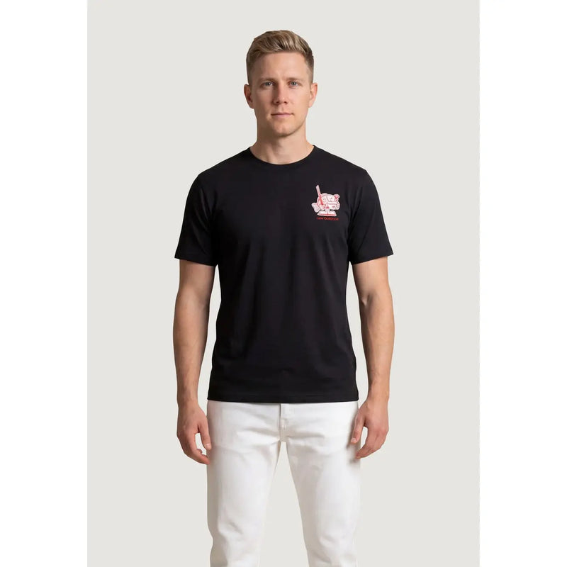 New Balance men t-shirt in black with short sleeves and a small pink and white graphic on the left chest